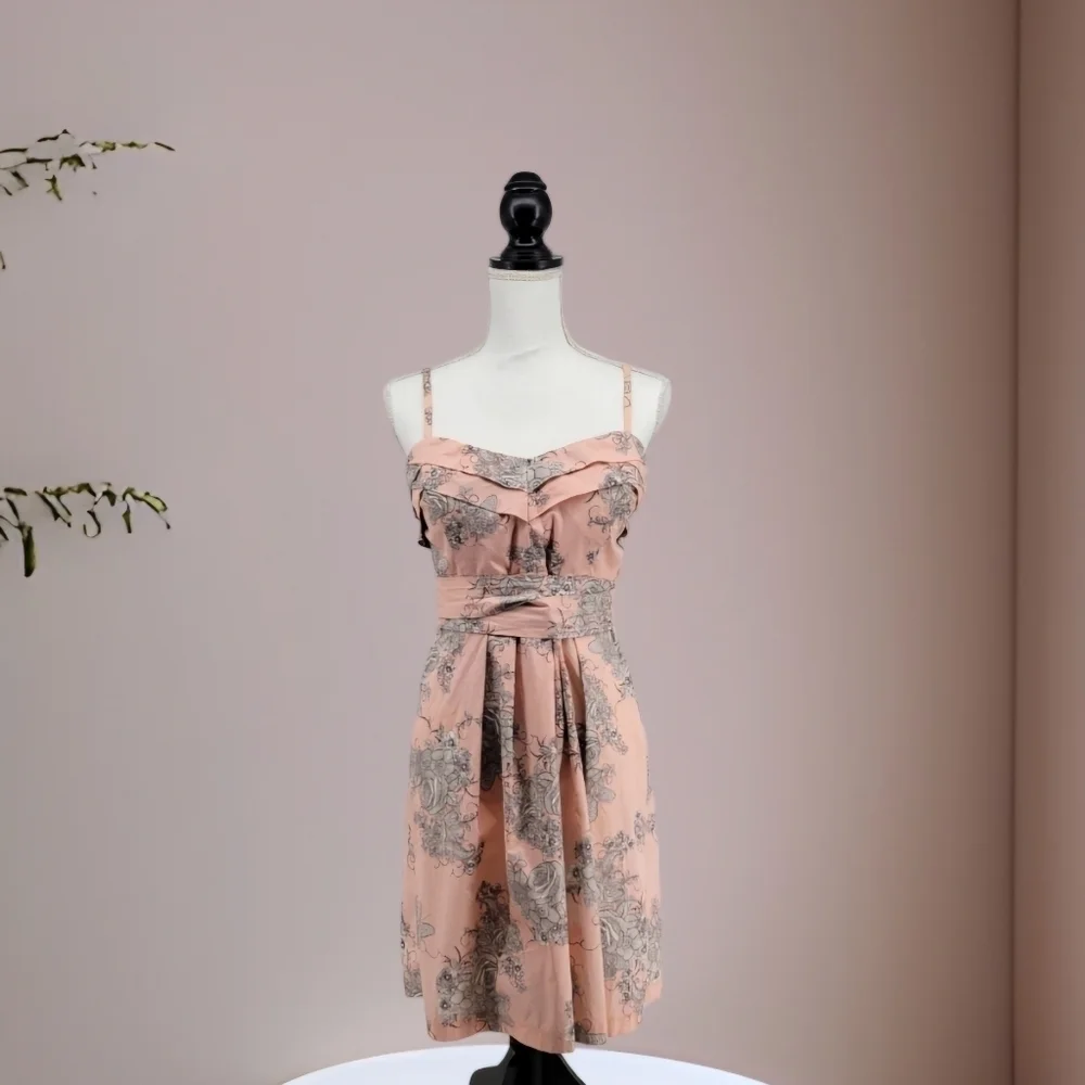 Maurice’s light peach‎ dress with black and white floral pattern Size 9/10